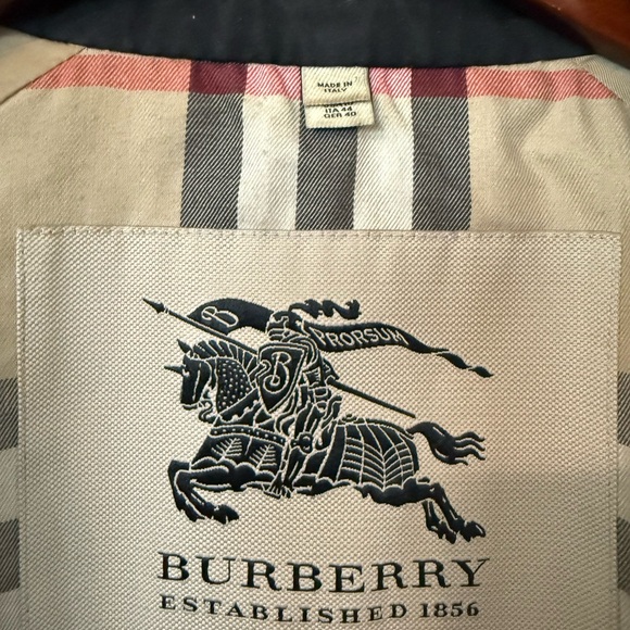 Burberry Trench Coat - Picture 8 of 10
